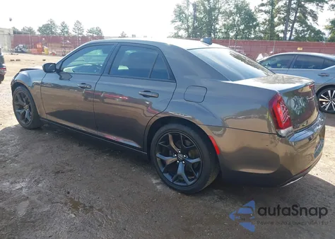 2021 Chrysler 300 Touring from USA, damaged, VIN 2C3CCAAG3MH529437